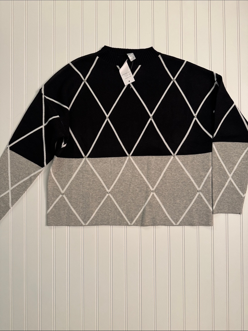 NWT Belldini XL Black Gray Argyle Sweater Rhinestone Crew Neck Lightweight Knit
